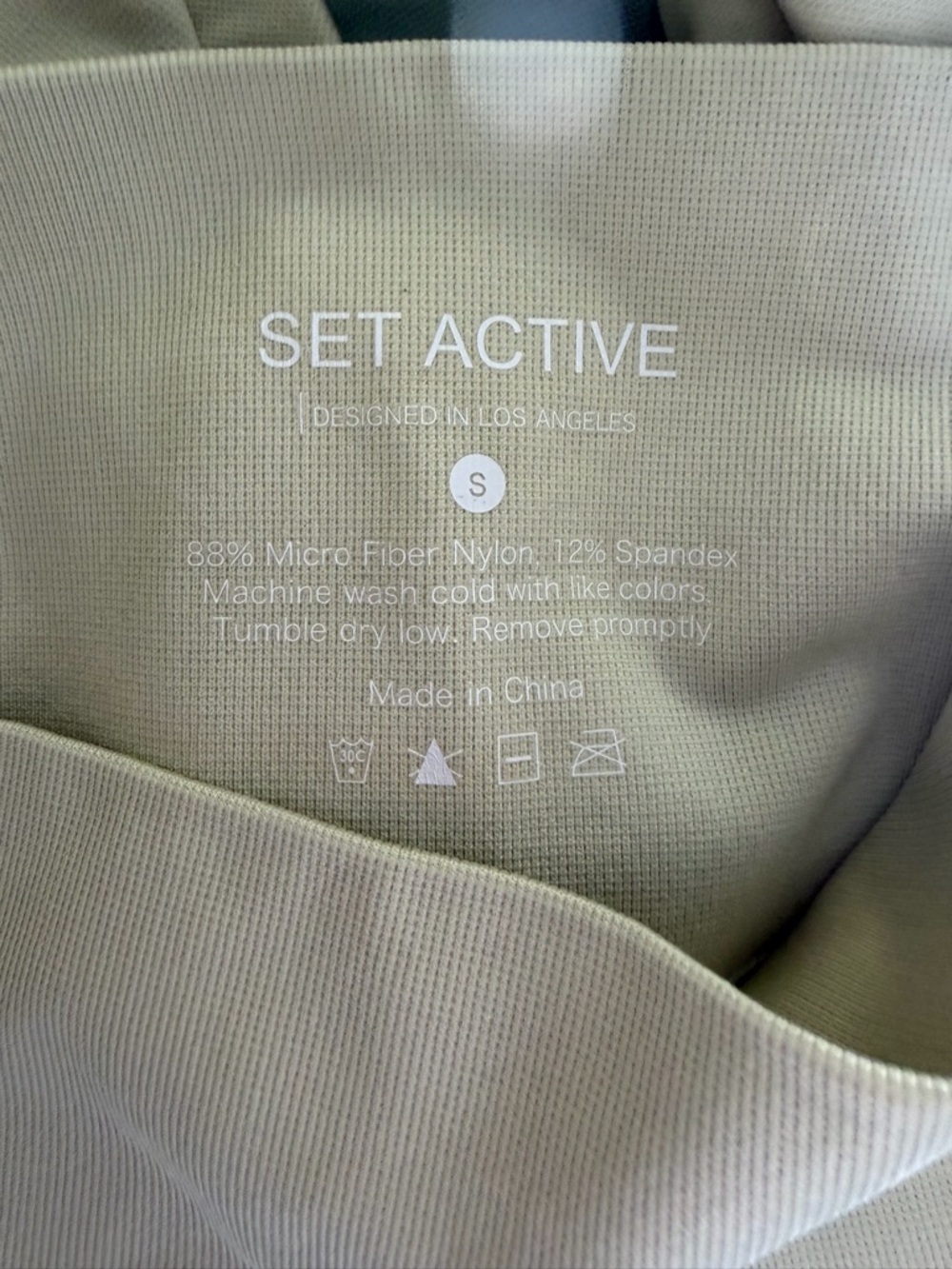 SET Women's Light Sage Seamless Tank & Legging Set - Picture 5 of 6